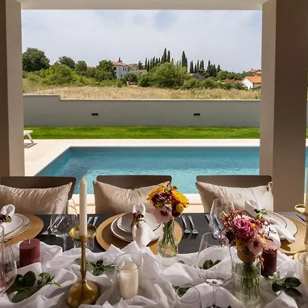 Sophia Villa *