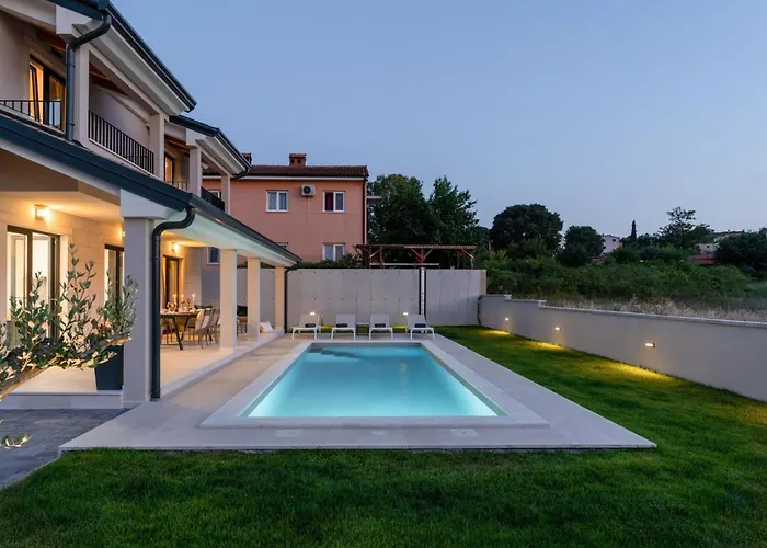 Sophia Villa *